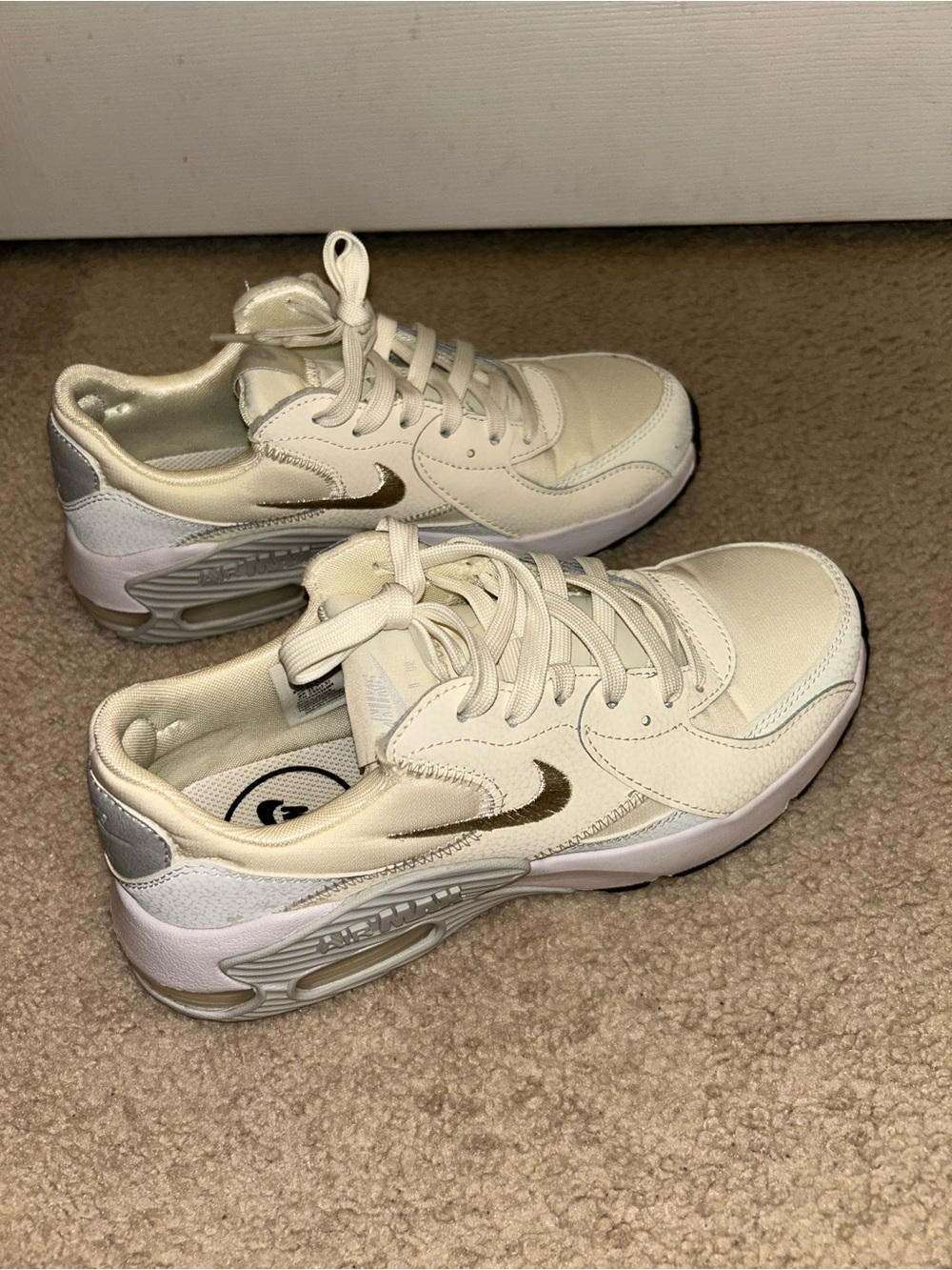 Nike Air Max Excee Women’s 6.5